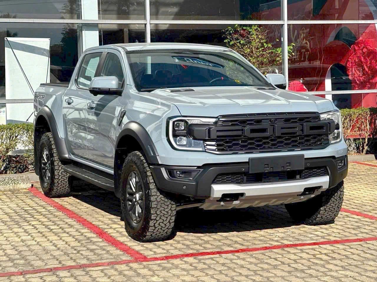 Ford Raptor 2025